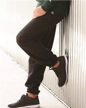 Champion - Reverse Weave Sweatpants with Pockets: Classic Comfort