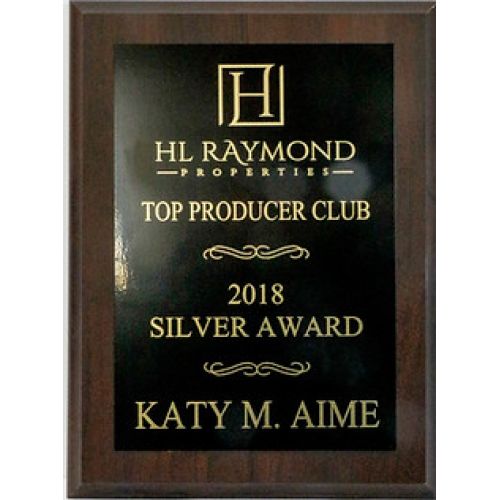 Brown board – black plate with engraved gold text. No back plated text. No back plate